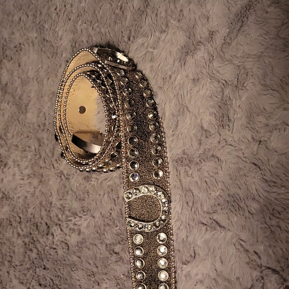 B.B. Simon Belt with Crystallized Swarovski Gems - Picture 6 of 7